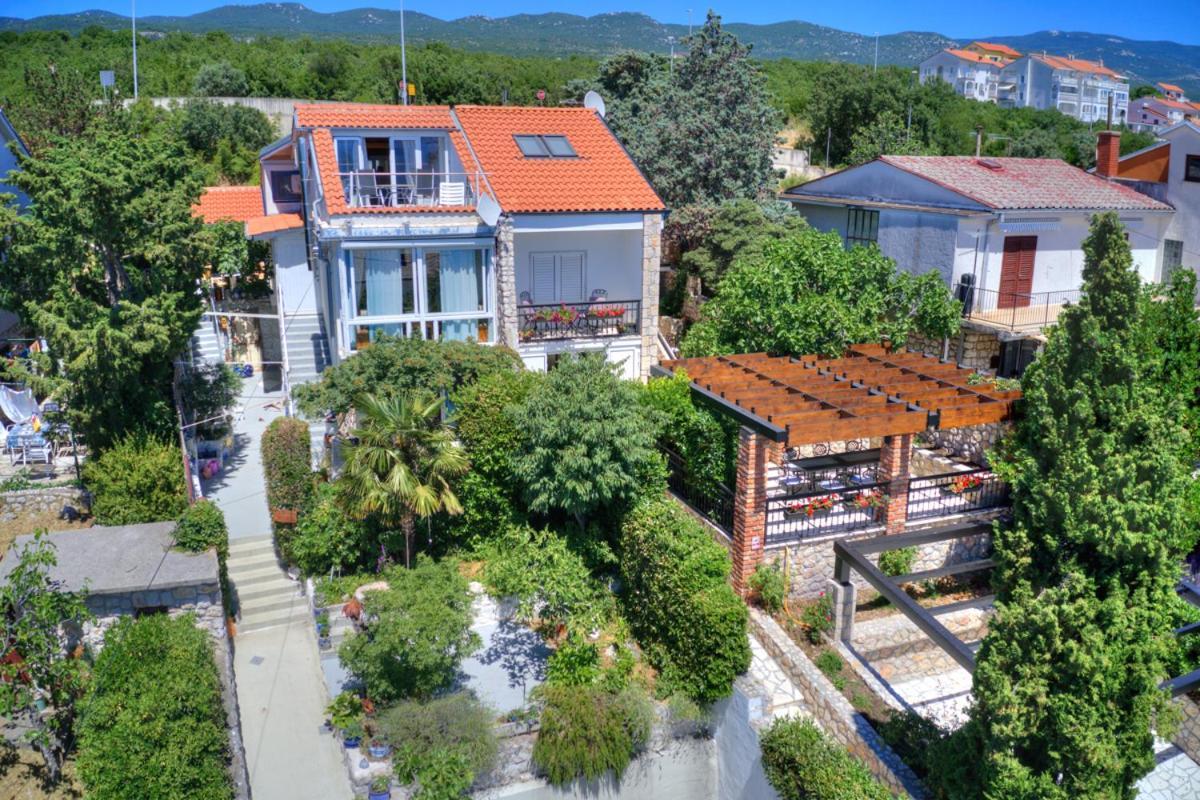 Cvrk Family House Novi Vinodolski Bagian luar foto