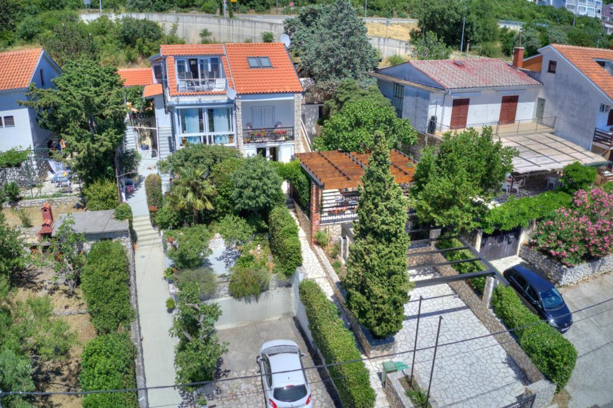 Cvrk Family House Novi Vinodolski Bagian luar foto